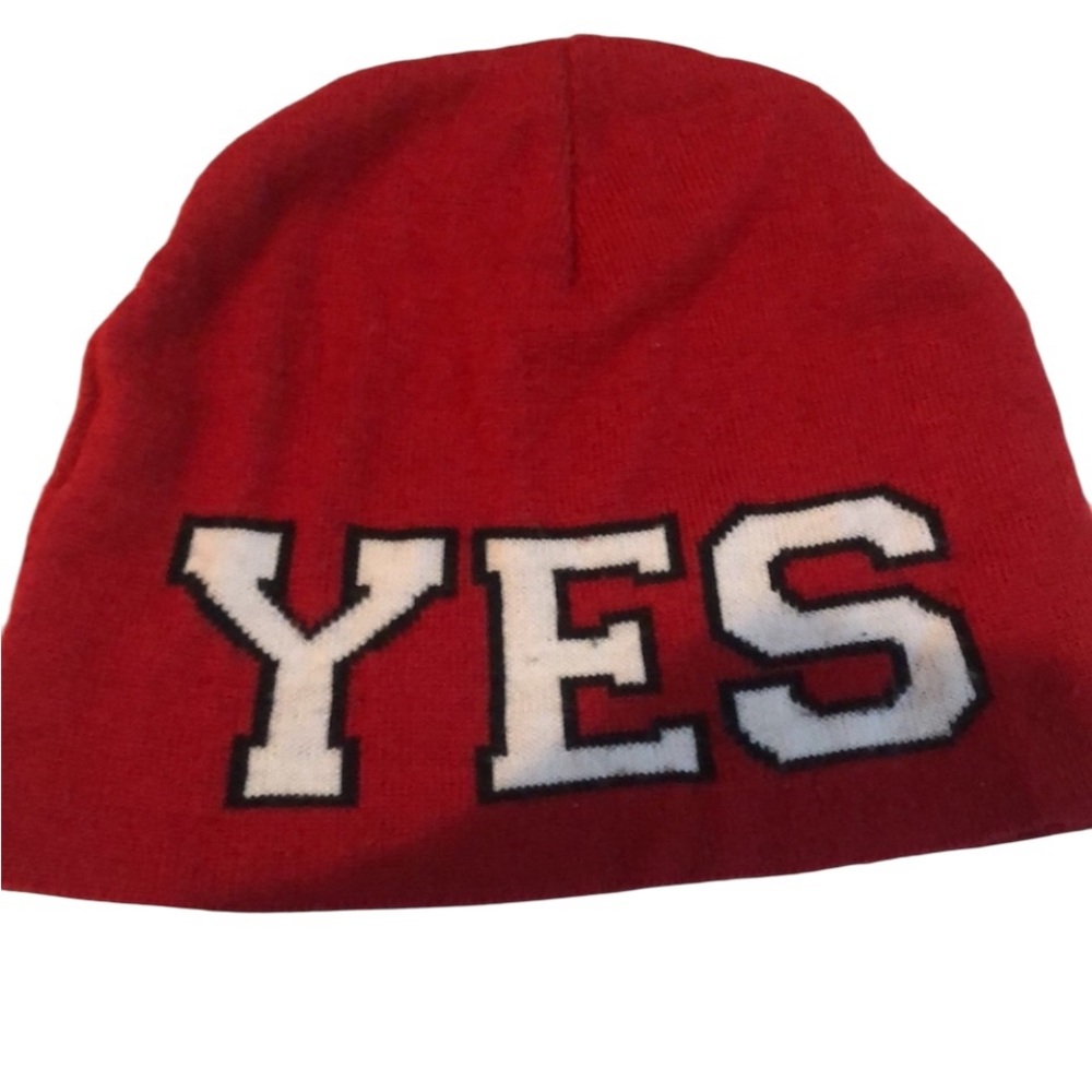 Express red & blue winter knit hat “YES or NO” reversible